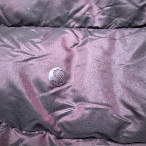 Lululemon Brave the Cold Jacket Size 4 - Picture 8 of 9